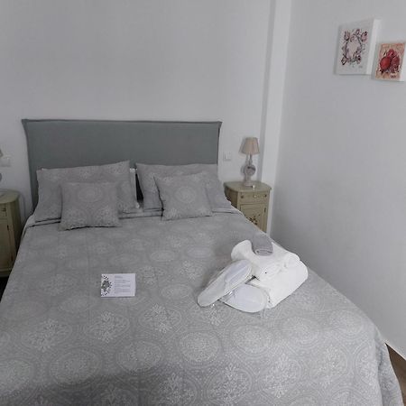 Diasino Apartments And Car Rental Katapola Ngoại thất bức ảnh