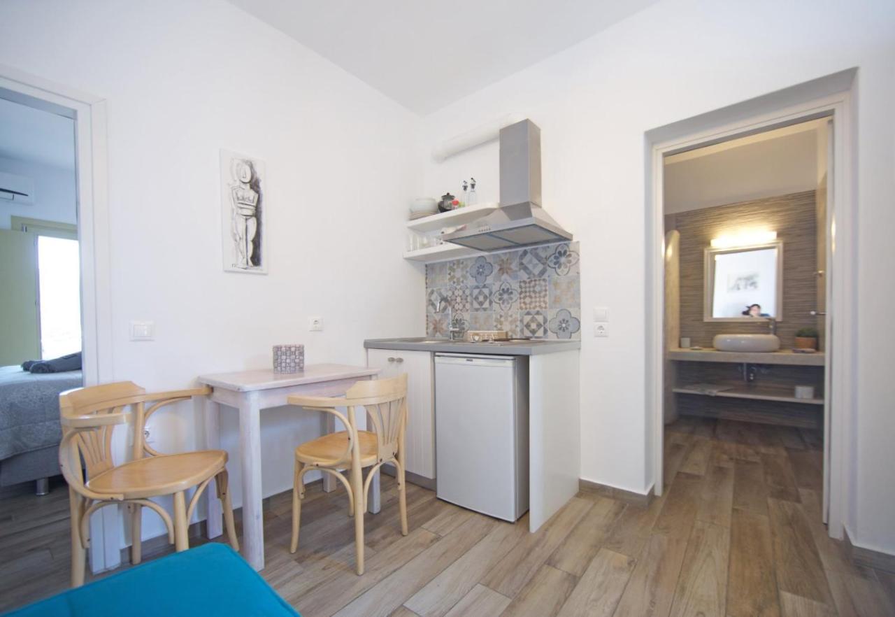 Diasino Apartments And Car Rental Katapola Ngoại thất bức ảnh