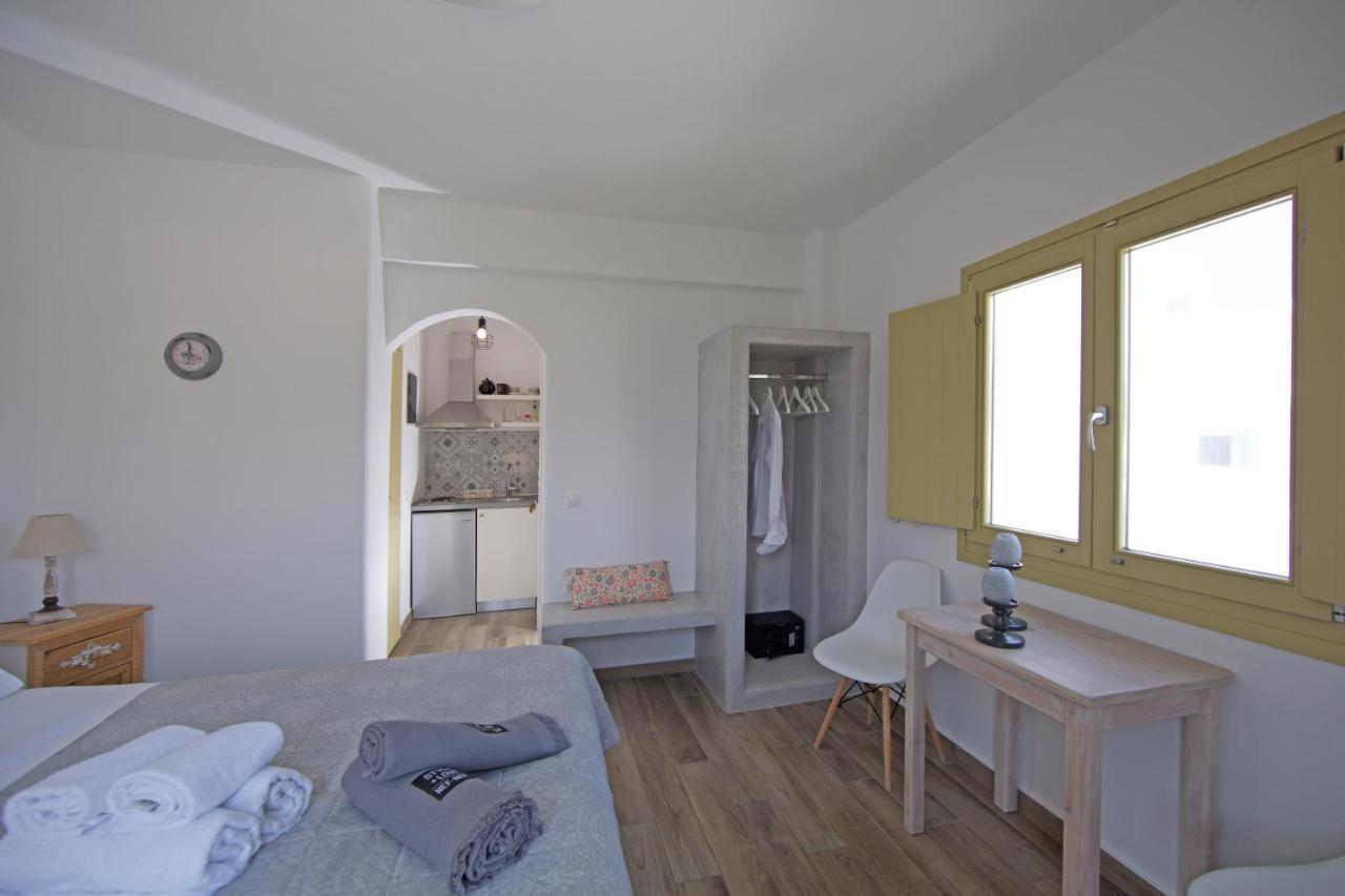 Diasino Apartments And Car Rental Katapola Ngoại thất bức ảnh
